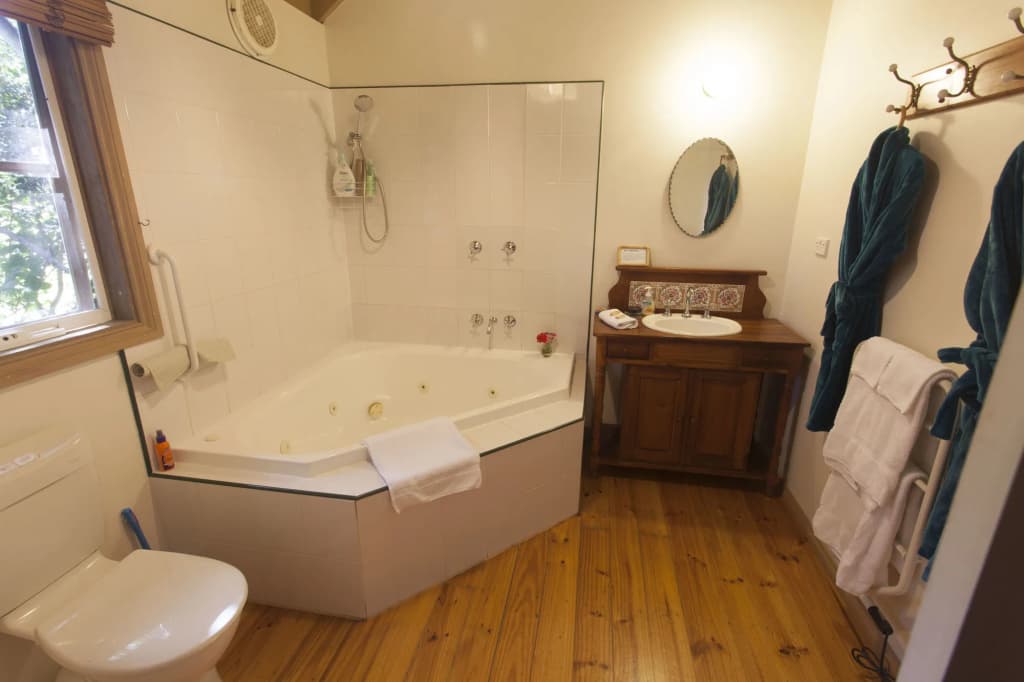 Olinda Country Cottages - photo 8