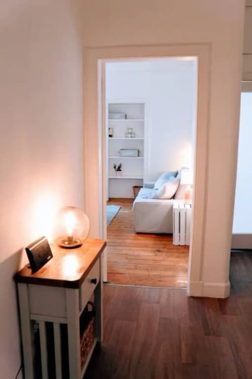 1 Bedroom Apartment Near Arthurs Seat - photo 3