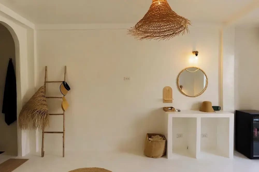 The Hidden Home - photo 8