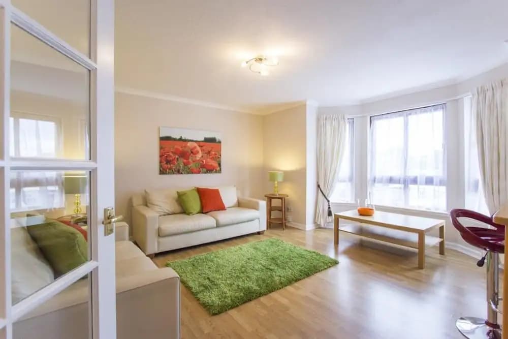2 Bedroom Flat In Edinburgh - photo 11