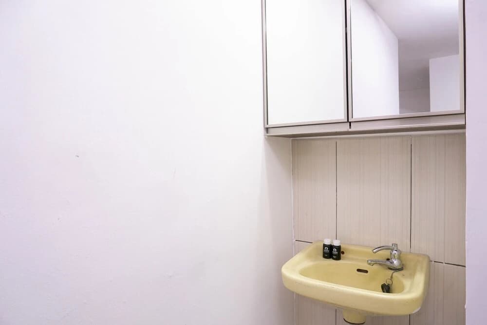 Minimalist Studio 1st Floor at Meruya 8 Puri Kembangan - photo 6