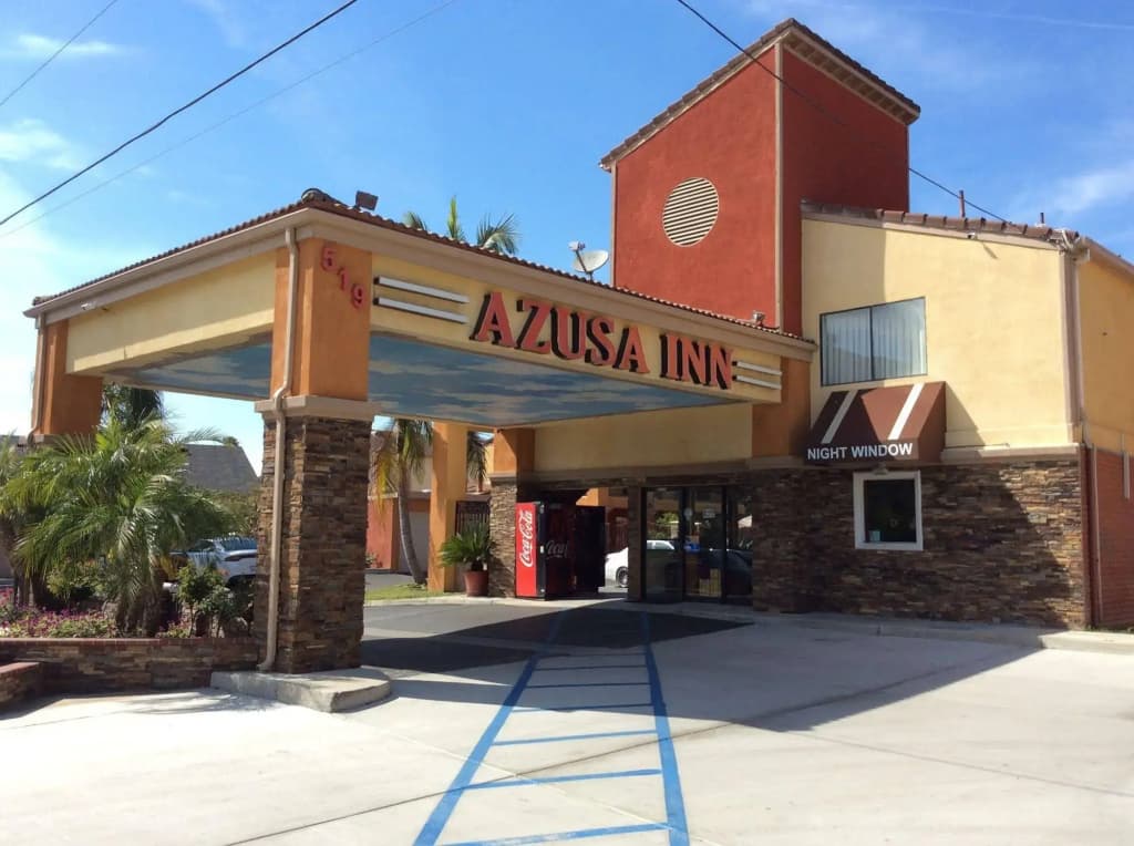 Azusa INN Motel - photo 1