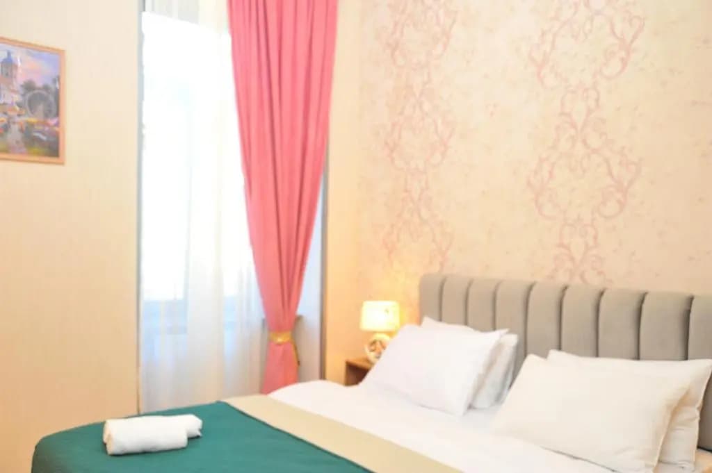 Brickwall Tbilisi Hotel - photo 2