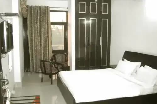 Khushi Inn Bed & Breakfast - photo 7