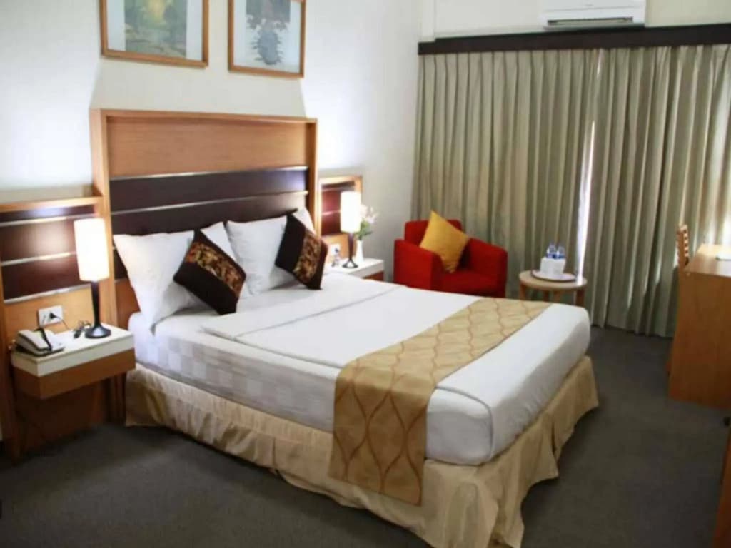 Mega Matra Hotel - photo 3