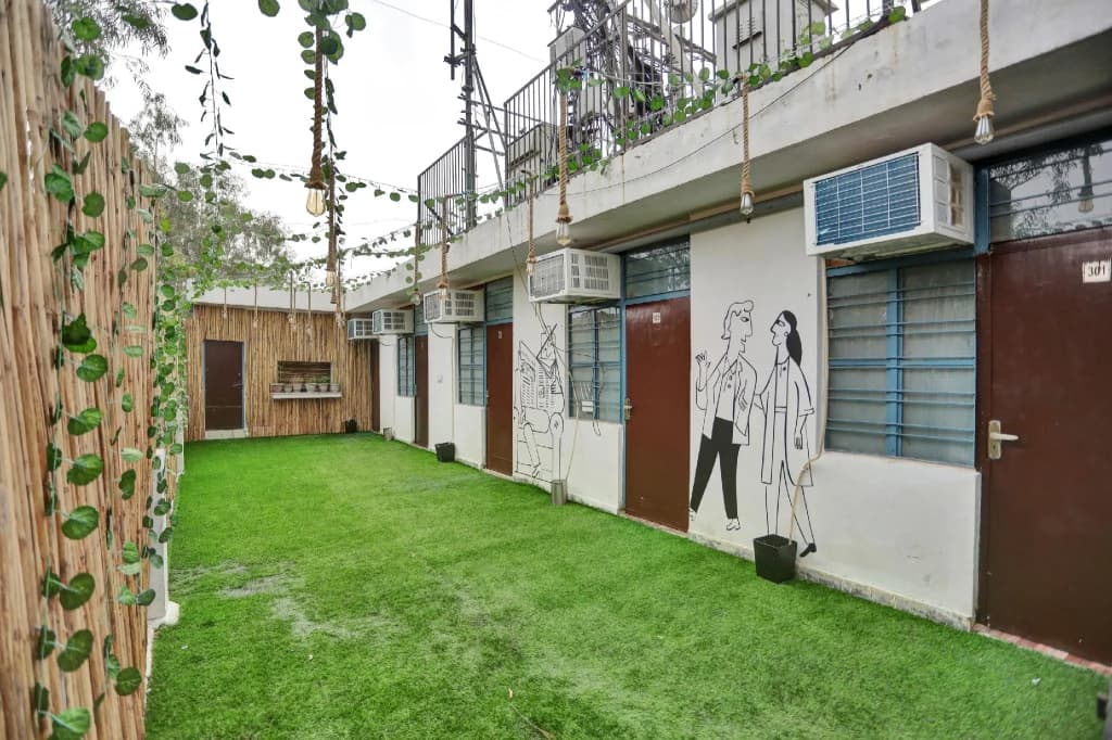 OYO Townhouse 433 JPS - photo 3