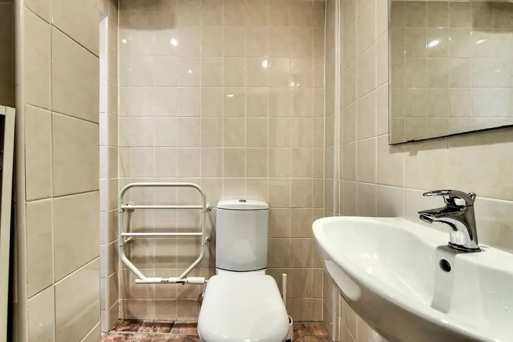 Central New Town Flat, Near Princes Street - photo 6