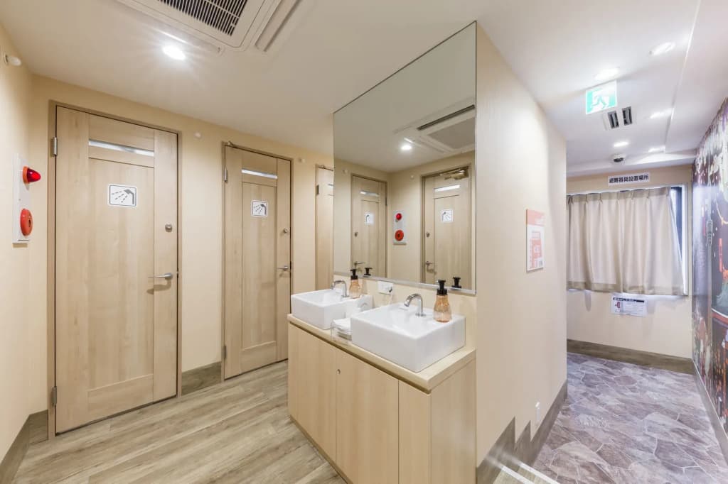 EAST57 ASAKUSABASHI - Hostel - photo 11