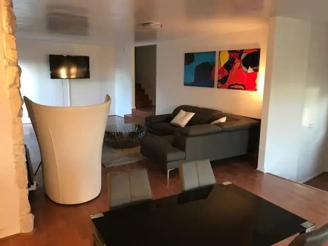 4 bedroom and 3 bath home close to universal studio and Hollywood - photo 4