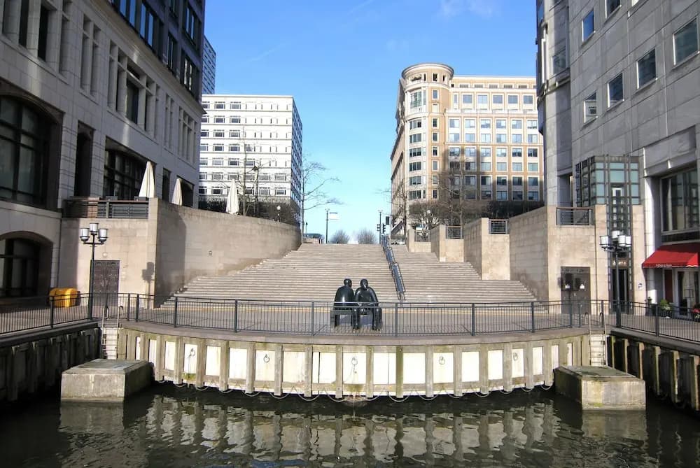 Discovery Dock Apartments East by Primestay London - photo 35