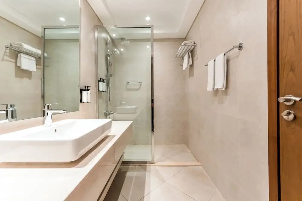 Sea Point Hotel - photo 47
