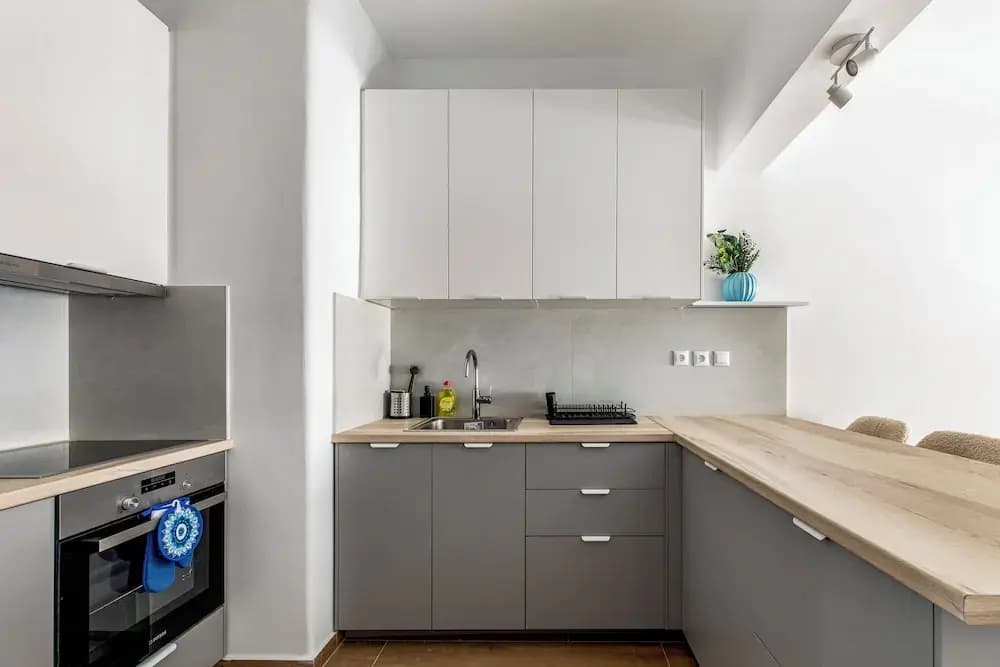 Les Nuances de Blue 1-BR Apt in Athens - photo 21