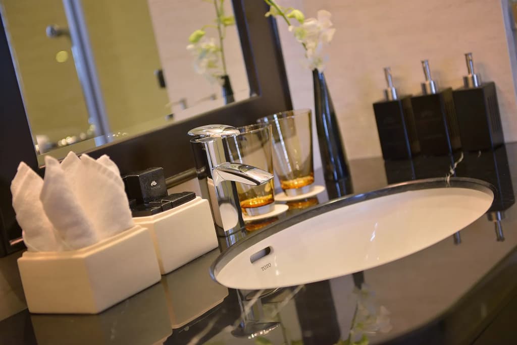 Paradise Suites Hotel - photo 9