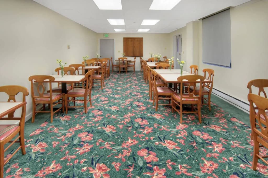 The Monarch Hotel - photo 16