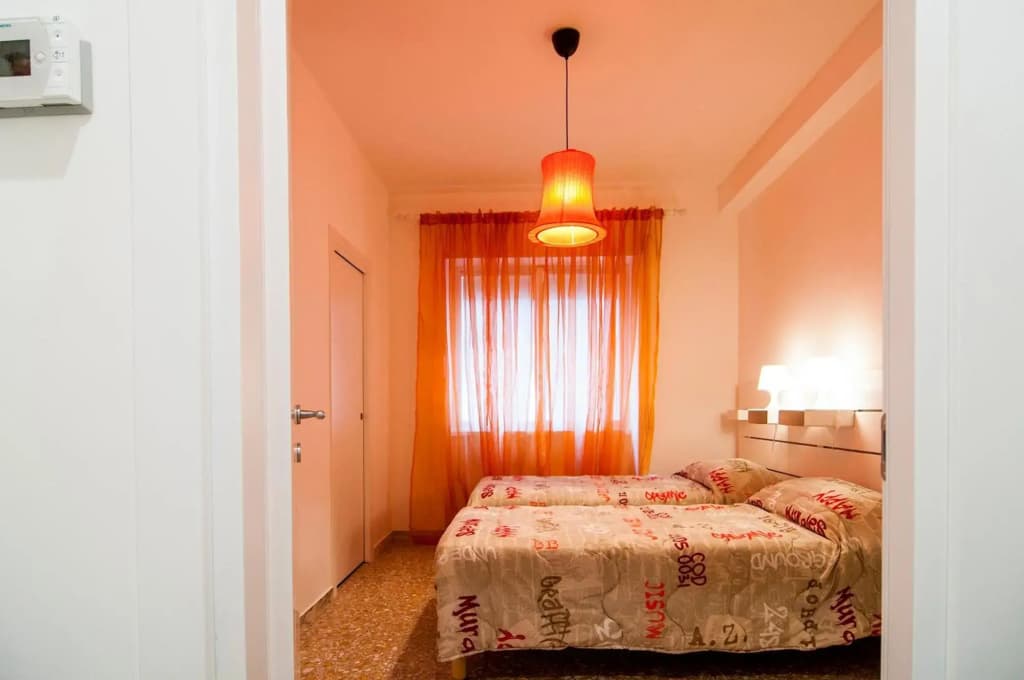 Vatican Museums Roomy Apartment - photo 33