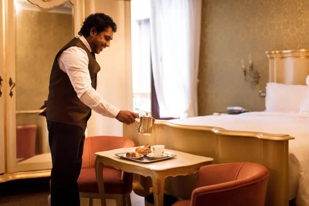 Hotel Flora - photo 23