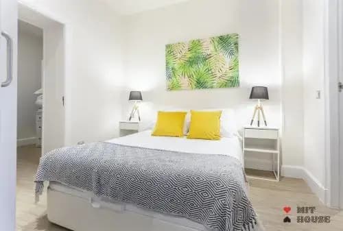 Mit House Universidad En Madrid - photo 5