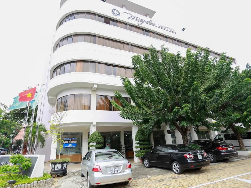 Magnolia Hotel - photo 1