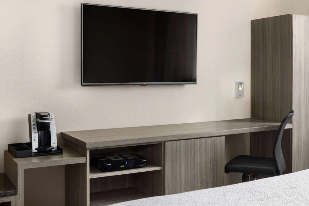Ramada by Wyndham Bronx - photo 6