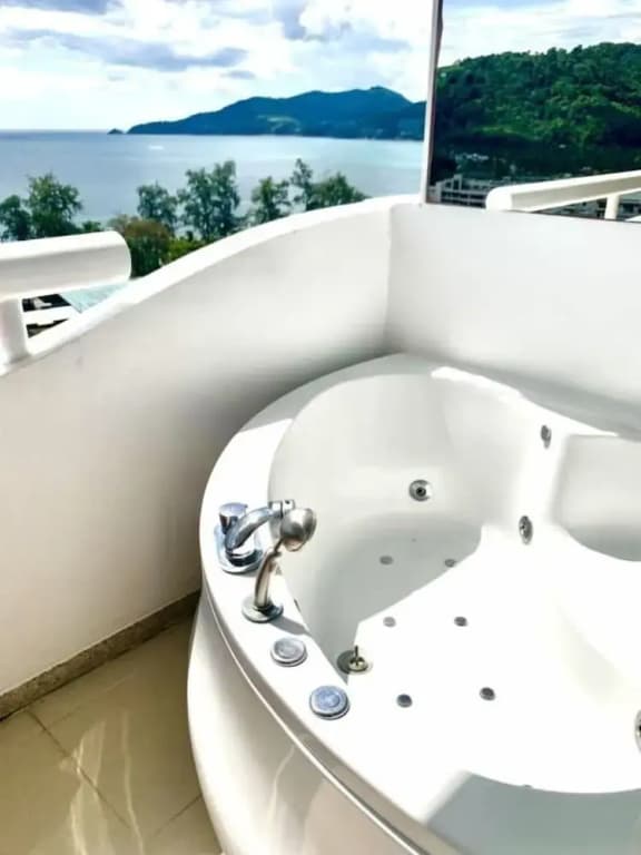 Patong Tower Holiday Rental - photo 16