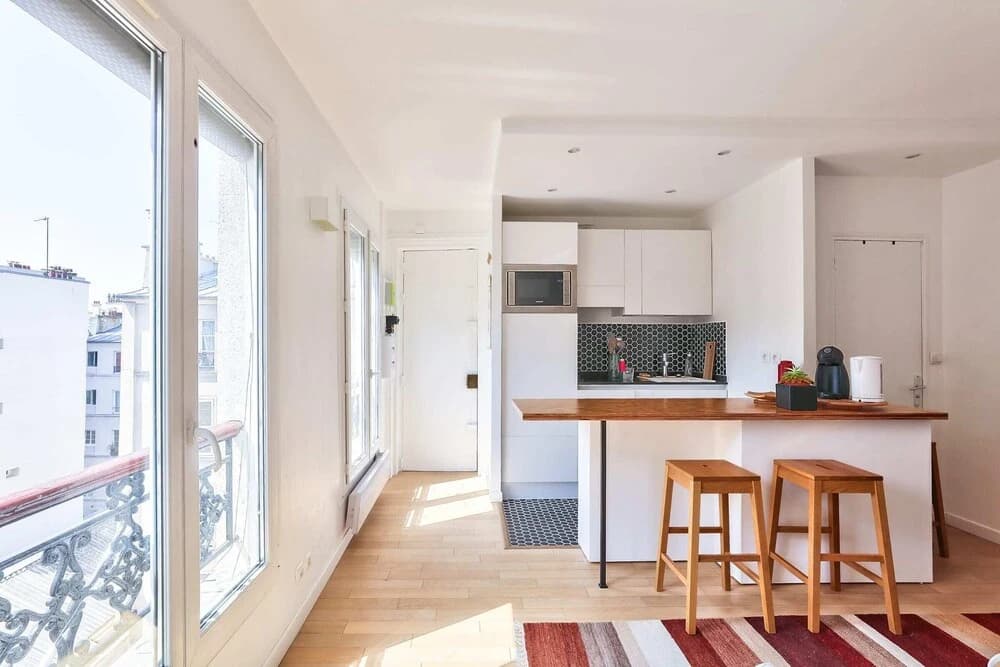 Fully Equipped Apartment Near the Canal Saint Martin - photo 6