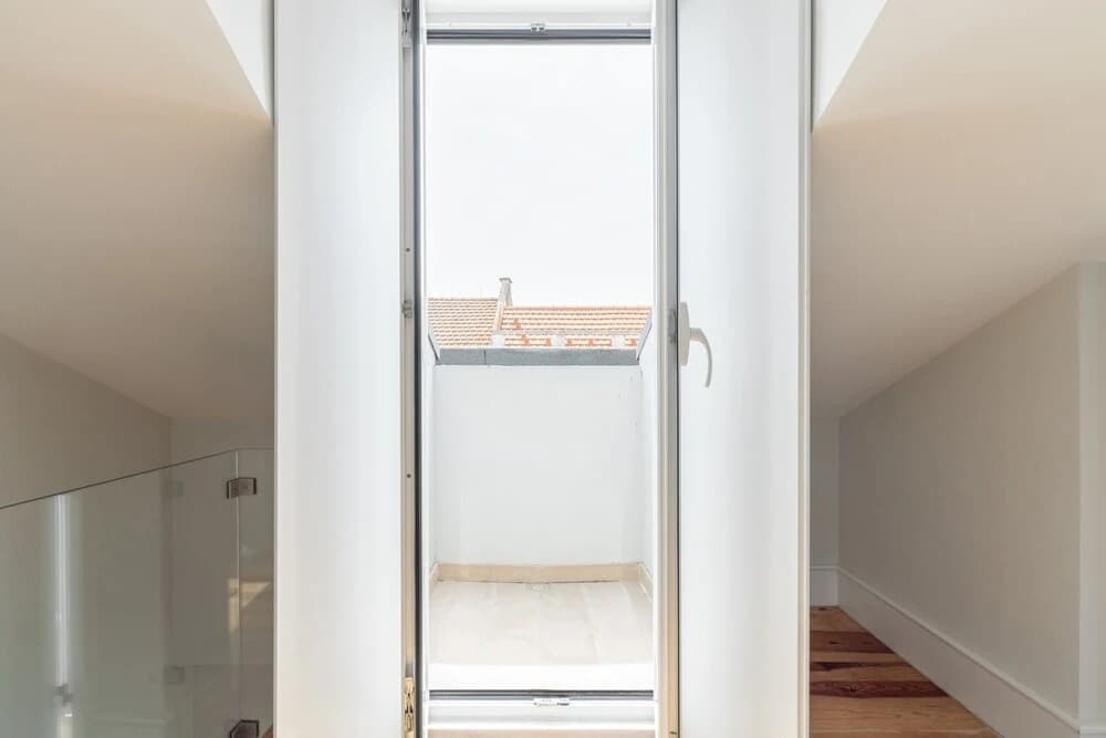 Graça Duplex With A View by Homing - photo 12