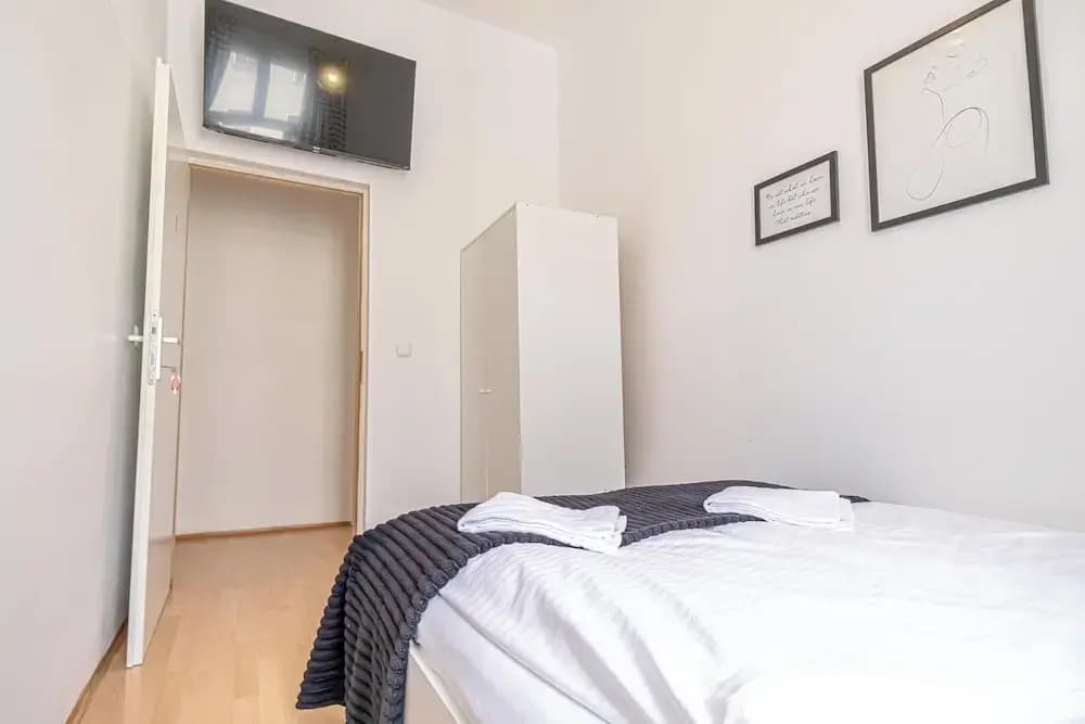 Private Room For Long Stay Stadthalle - photo 3