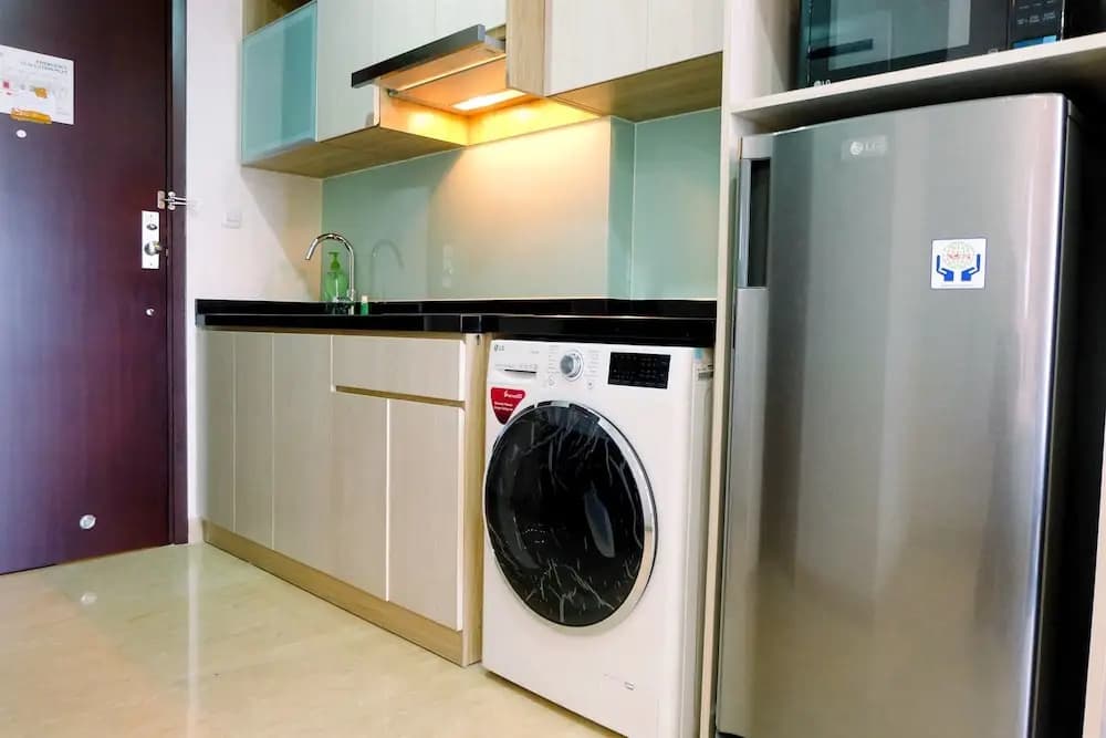 Exclusive Studio Menteng Park Apartment - photo 12