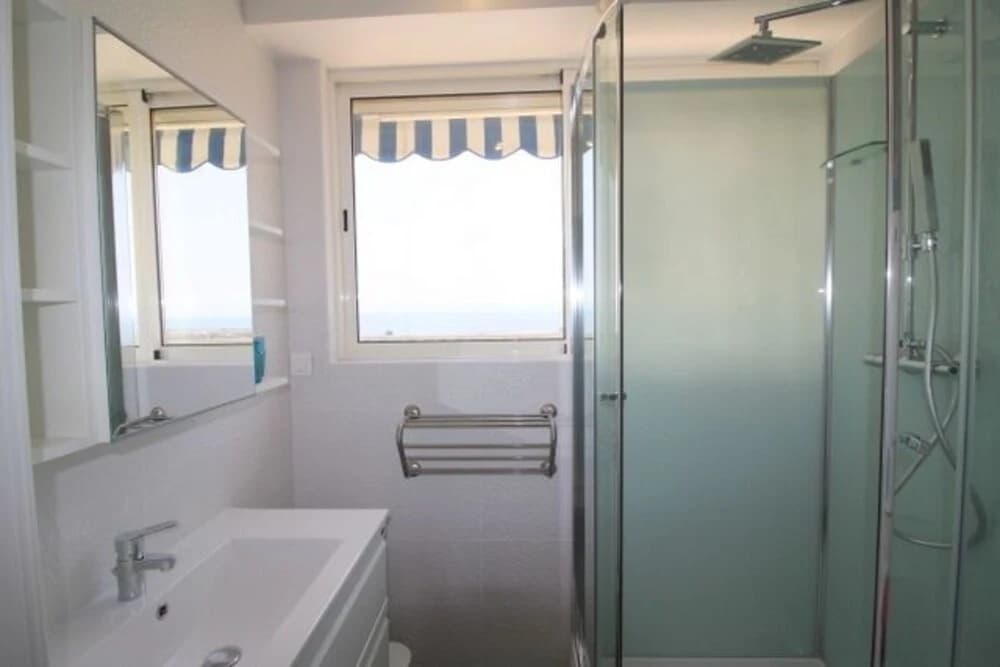 Nice Booking-Domaine Fleurs-Penthouse - photo 7