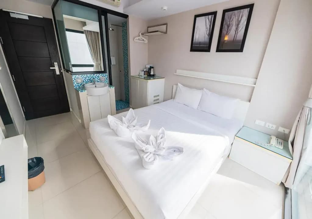 Serenotel Pattaya Beach Front - photo 50