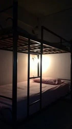 The Moatview Guesthouse - photo 44