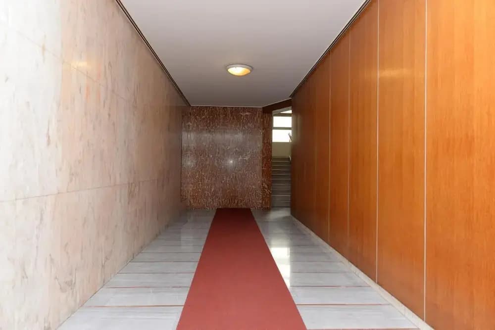 Guest House Train Station - photo 13