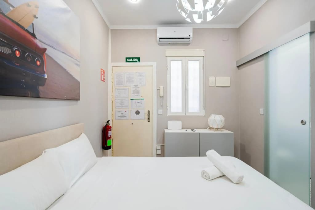 Rodas Apartment - photo 2