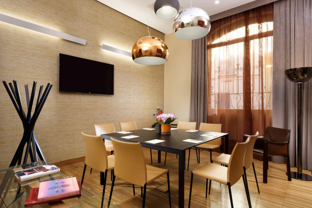Enterprise Hotel - photo 27