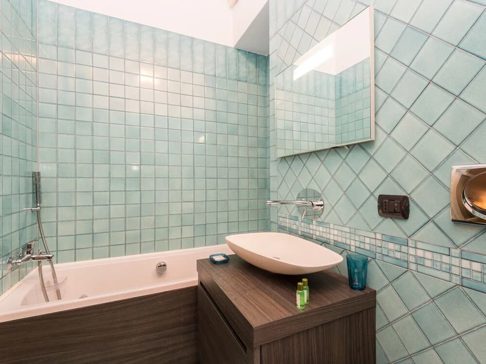 RSH Vatican Large Bright Apartment - photo 30
