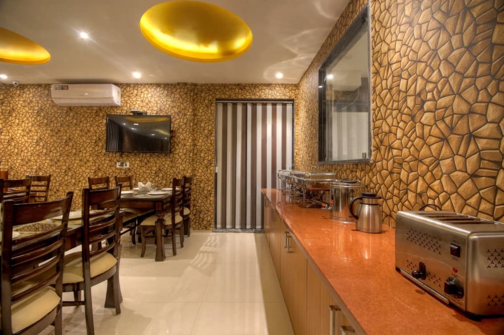 Hotel Paragon Suites - photo 15