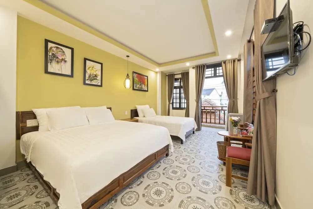 Blue Whale Homestay - photo 4