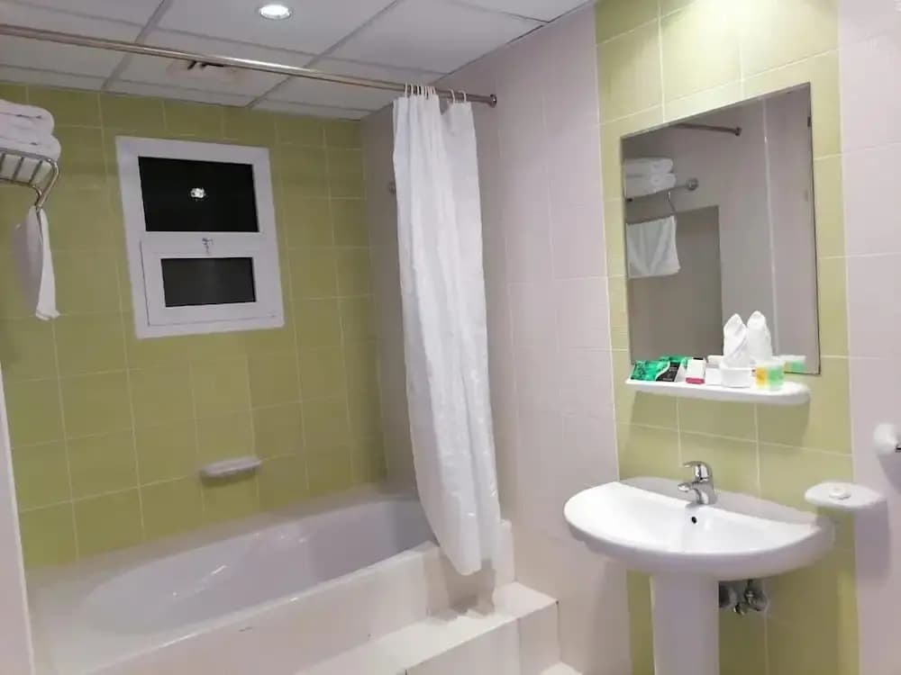 Al Massa Hotel Apartments-1 - photo 8