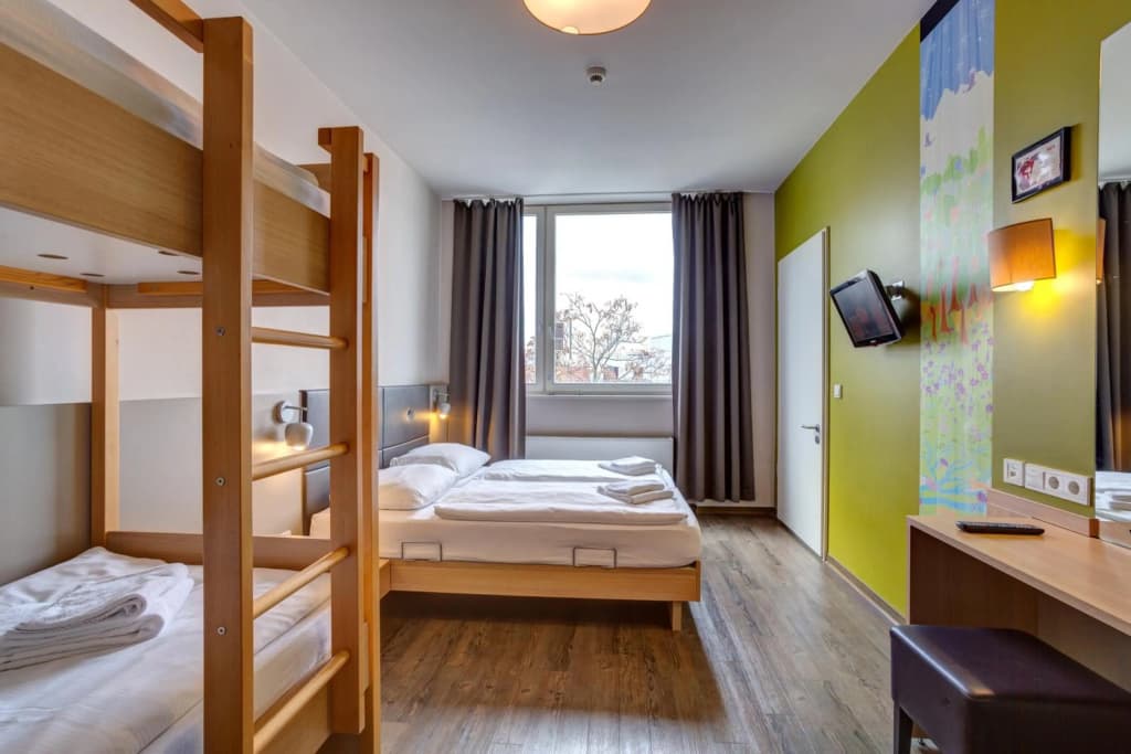 Meininger Hotel Berlin Mitte Humboldthaus - photo 4