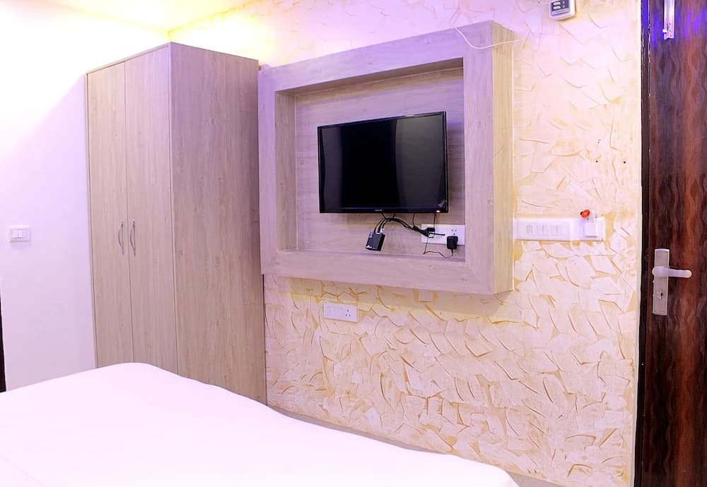 The Atlantic Airport Hotel - photo 13