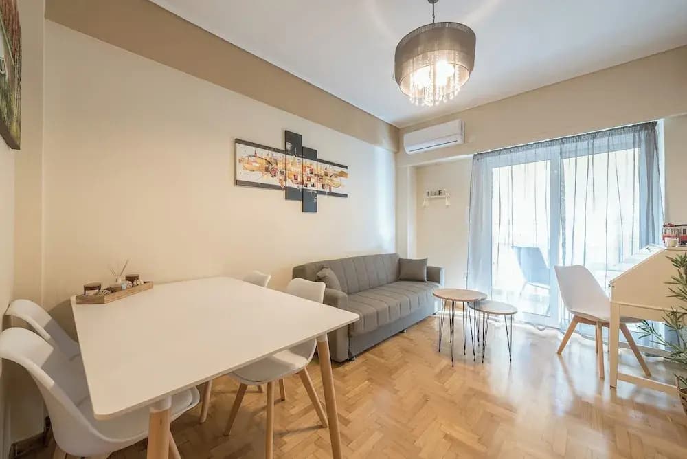 Stylish City Apartment by Cloudkeys - photo 9