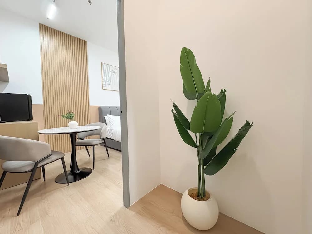 The Suite by Manhattan Group - photo 11