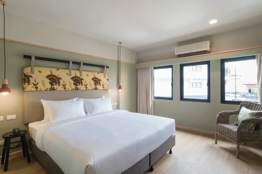 The Blanket Hotel - photo 21