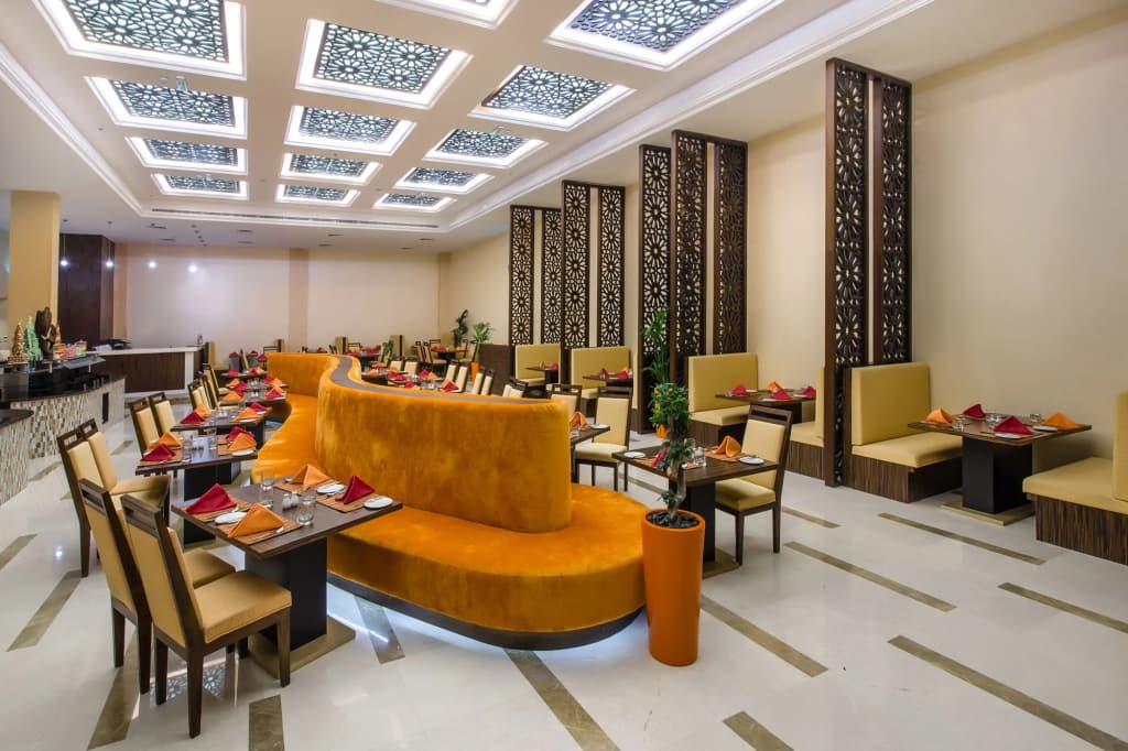 Western Hotel - Madinat Zayed - photo 27