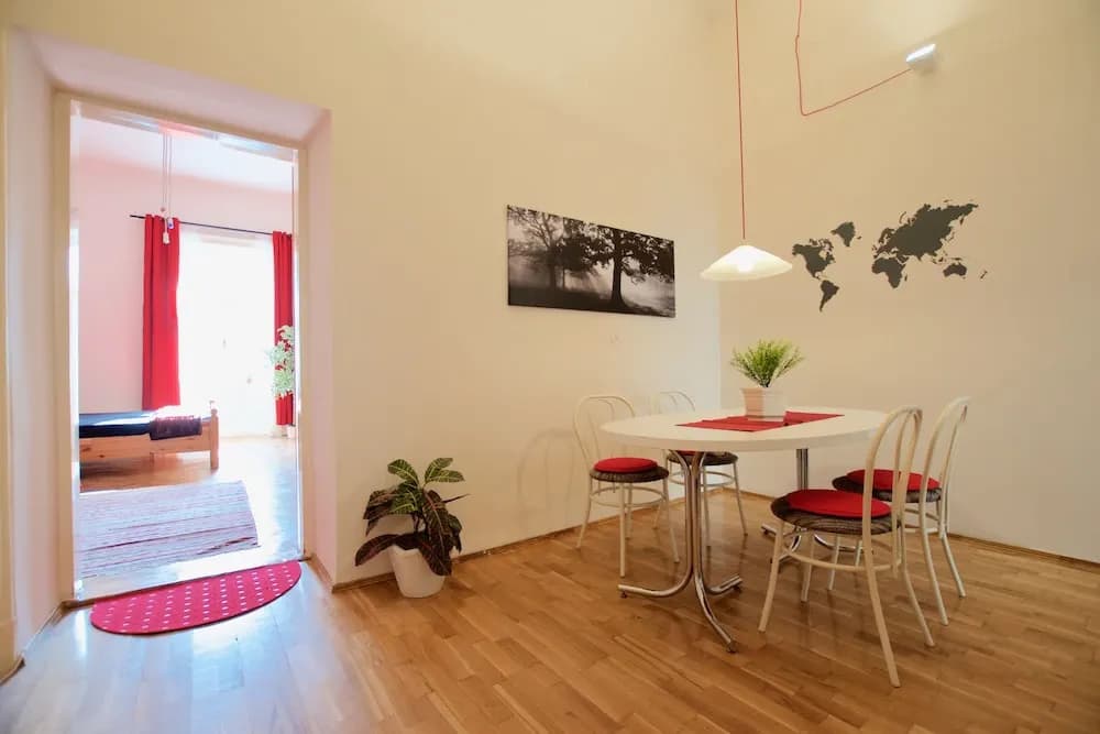 Budget Apartment by Hi5 - Üllői 36 - photo 2