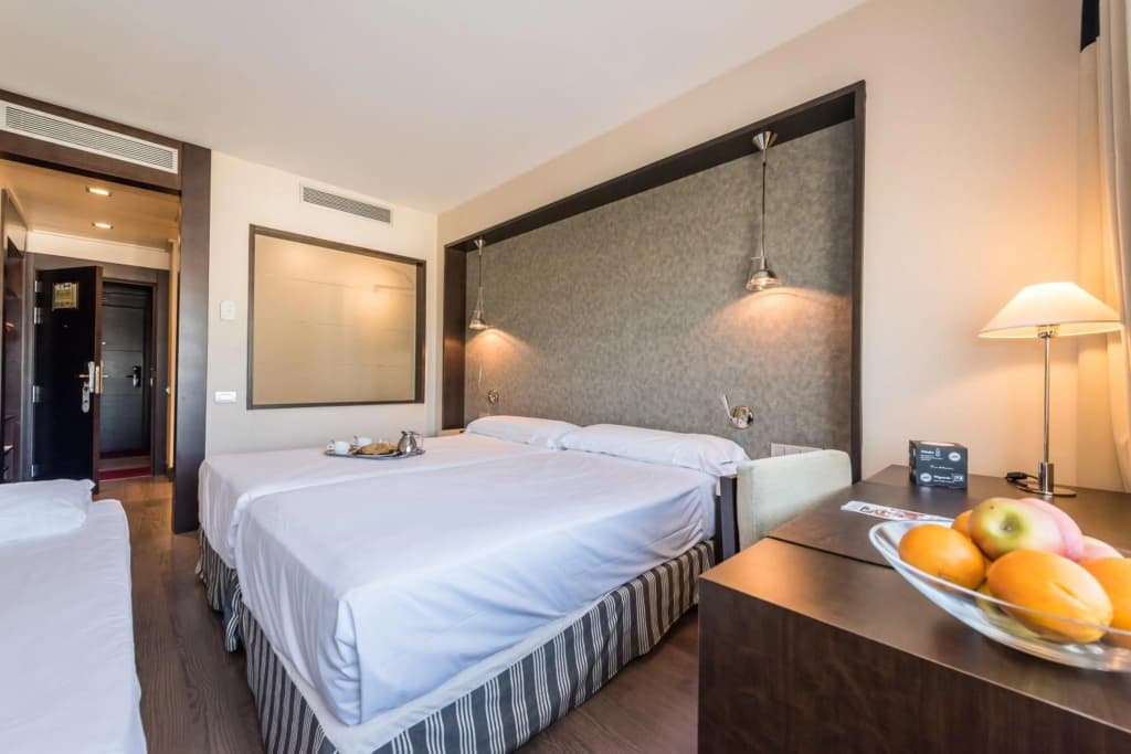 Hotel Mercader - photo 7