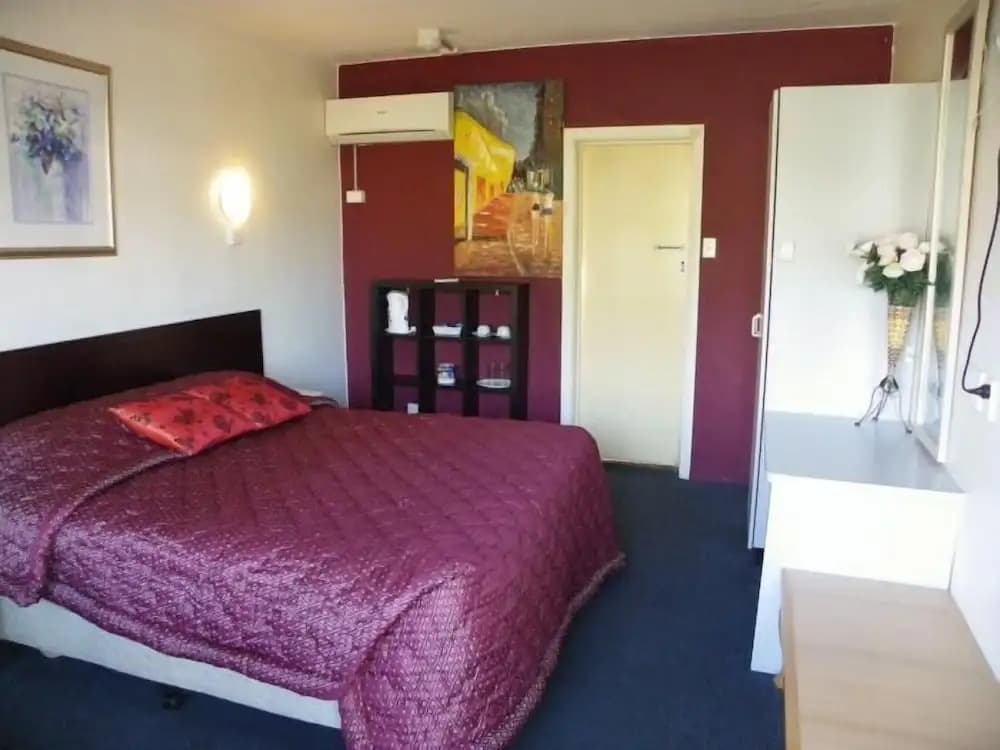 Palms Motel - photo 7