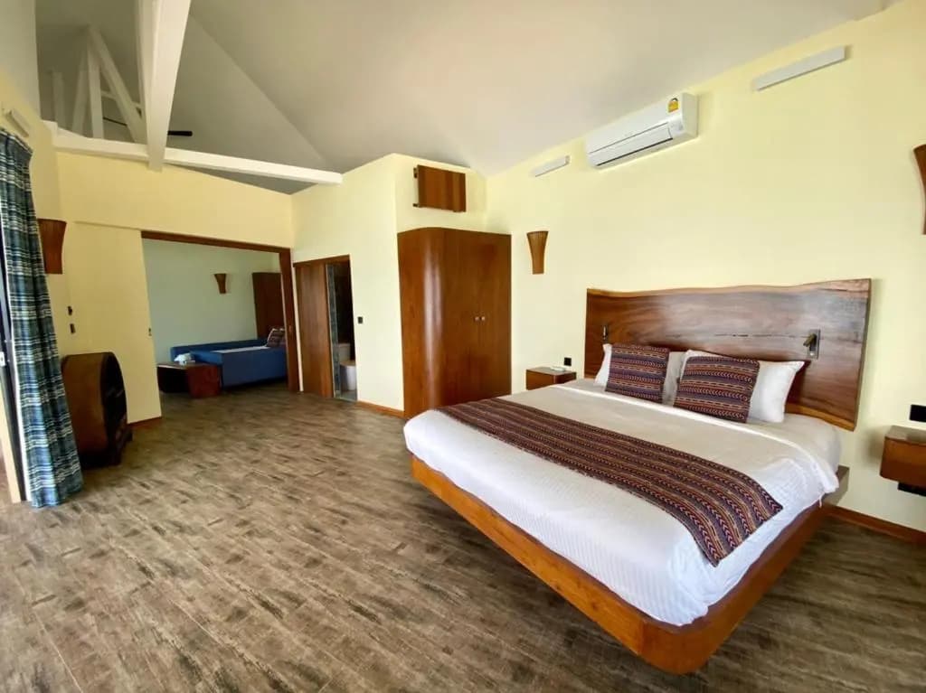 Absolute Beachfront Resort - photo 3