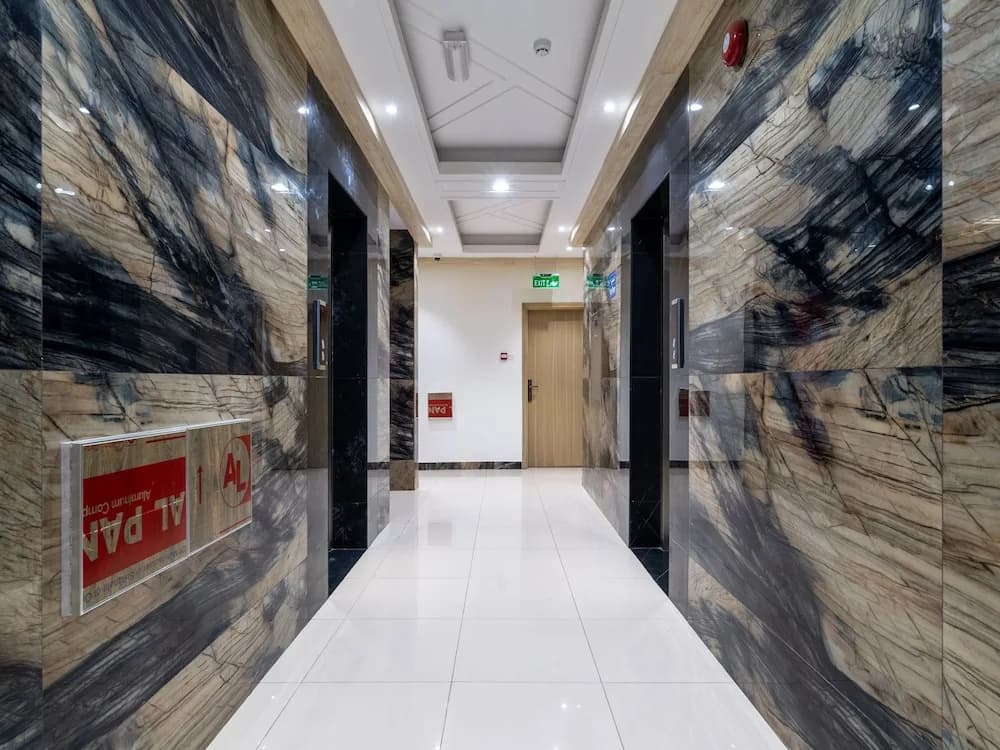 OYO Townhouse 156 Rose Hotel Apartments. - photo 13