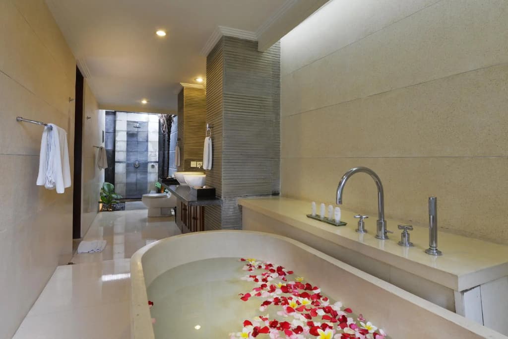 The Khayangan Dreams Villa, Seminyak - photo 8